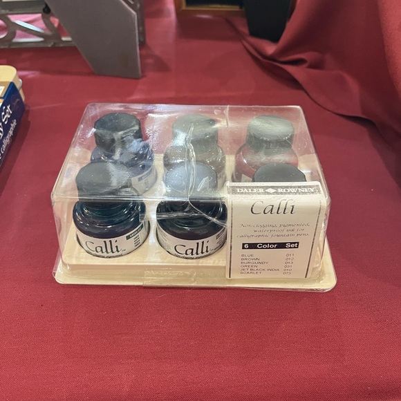 Calligraphy 3 piece Set with Paper Pen set Inks - Picture 5 of 6